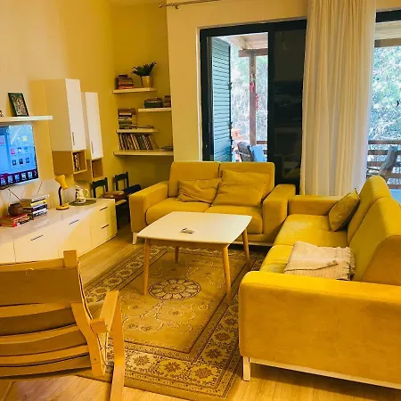 Modern In Laguna Blu, Qerret דירה גולם